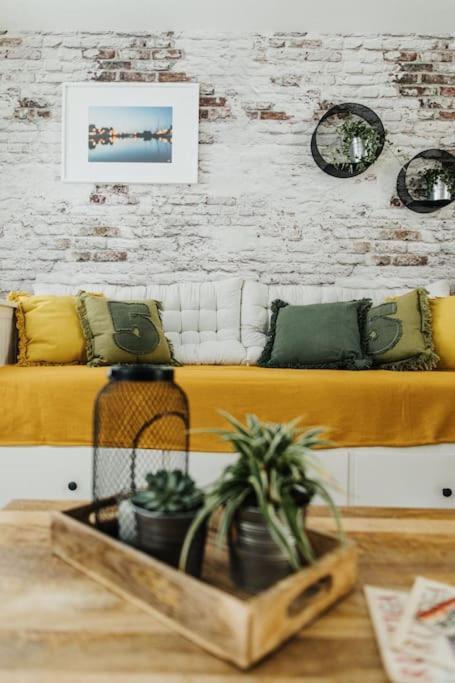 La Boheme Apartment แชร์บูร์ก อ็อง กงต็องแต็ง ภายนอก รูปภาพ